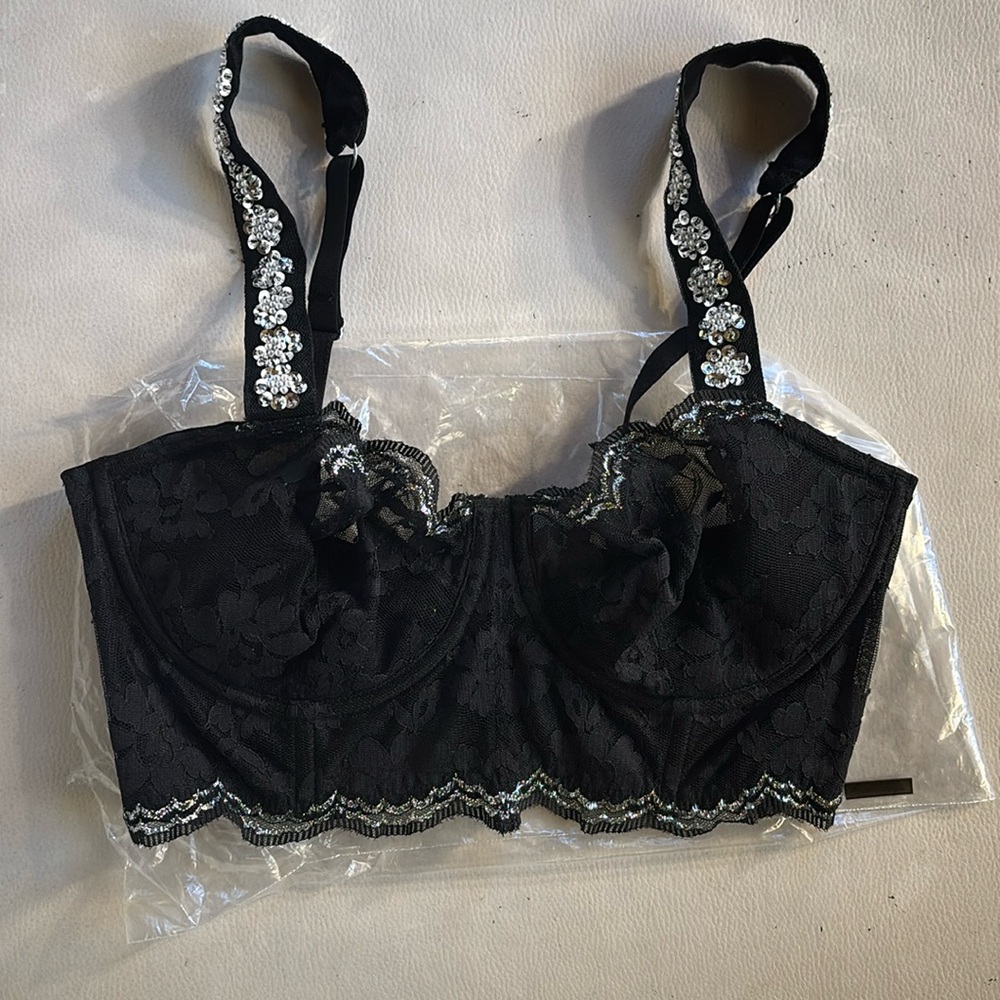 VS longline rhinestone embellished bra 32DD NWOT